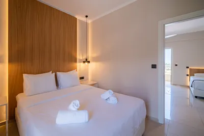 Notos Heights Hotel & Suites