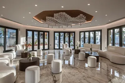 Noble Hotel & Suites