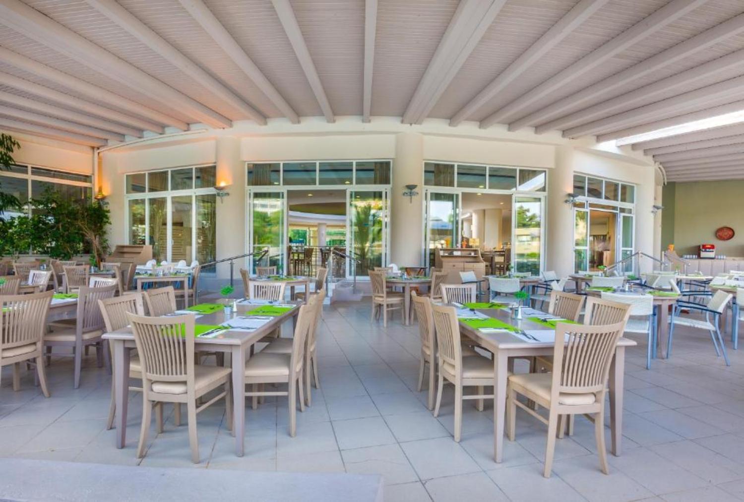 Kipriotis Maris Suites by Anayia All Inclusive Resorts