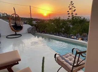 Pink Freud Villas