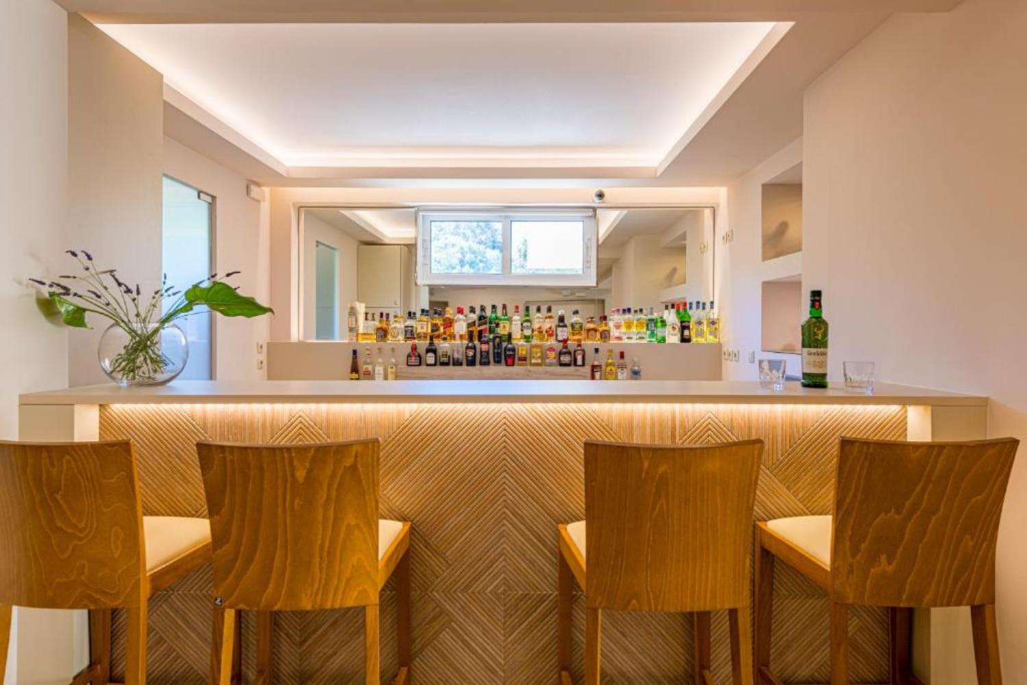 Varres Hotel