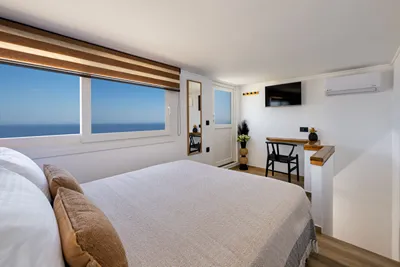 Plastiras Rooms Santorini