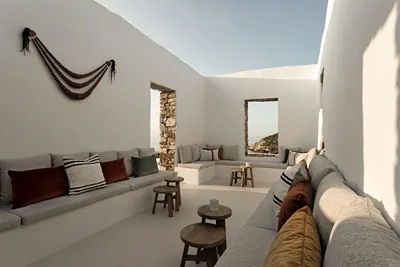The Rooster | Wellness & Lifestyle Resort Antiparos