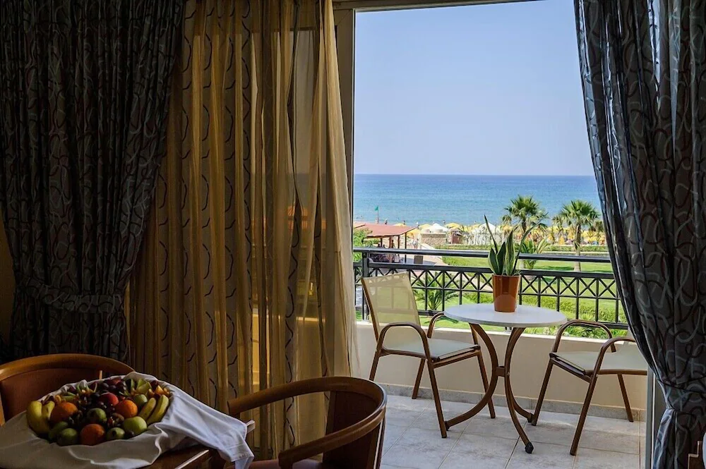 Vantaris Palace Hotel