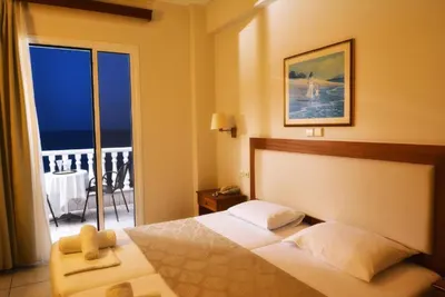 Ioni Hotel