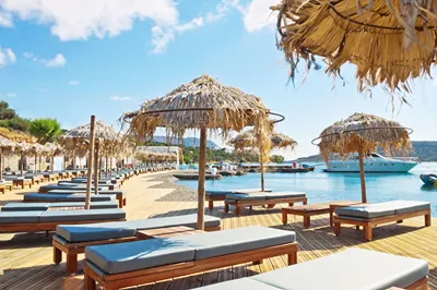 Royal Marmin Bay Boutique & Art Hotel