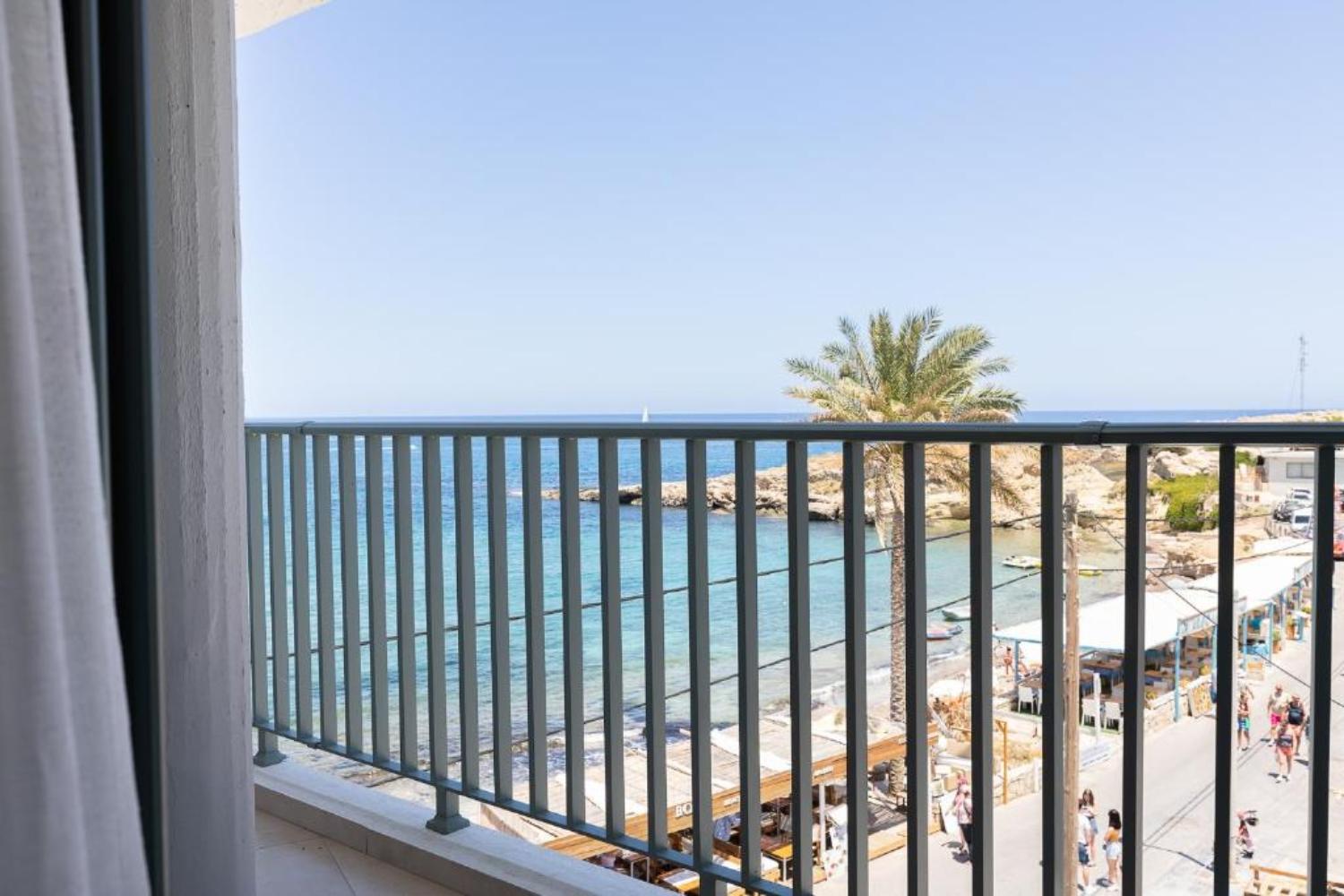 Alia Beach Hotel