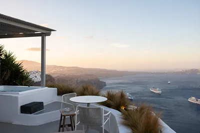 Iconic Santorini a boutique cave hotel