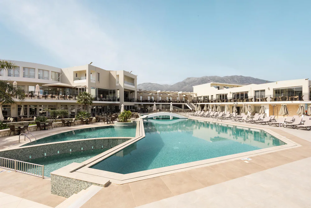 Vantaris Palace Hotel