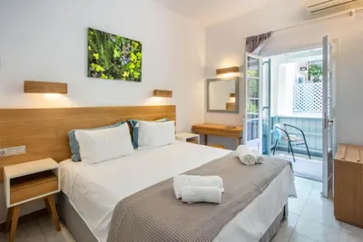 HOTEL NEFELI