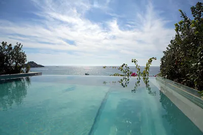 Mykonos Dove Beachfront Hotel