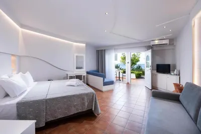 Alexandros Palace Hotel & Suites