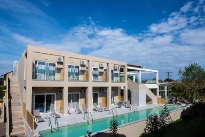 Ninos Amour Holiday Resort