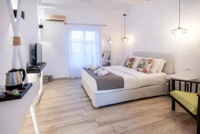 Smy Mediterranean White Santorini
