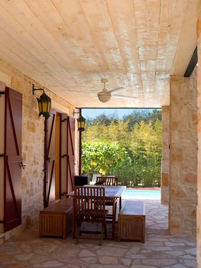 Thalia Cottage & Estate