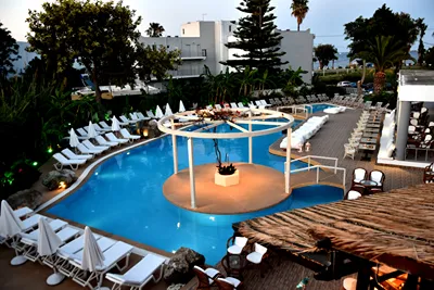 Palm Beach Hotel – Adults Only