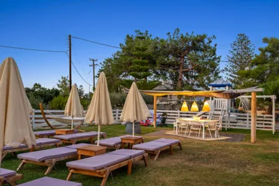 Nikos Apartments Stalis