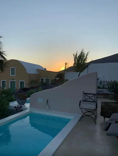 Pink Freud Villas