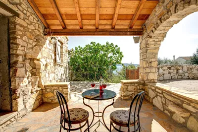 Scirocco & Folitsa Villas