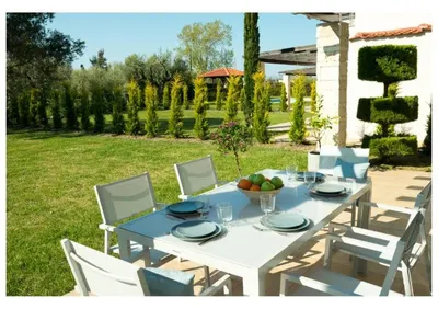 FRIDAY MOOD VILLAS