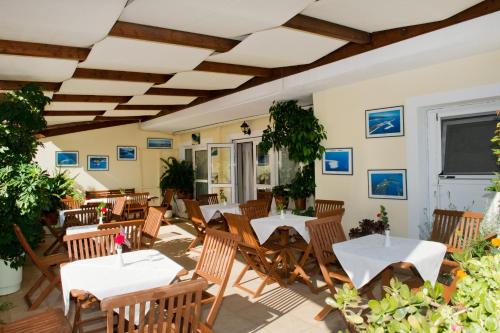 Vassiliki Bay Hotel