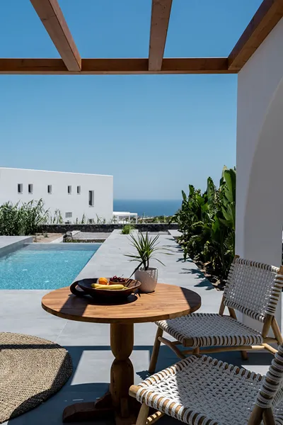 Numa Santorini