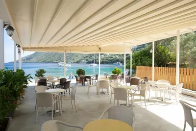 Menes Hotel