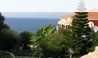 Apraos Bay Hotel