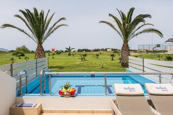 Vantaris Palace Hotel