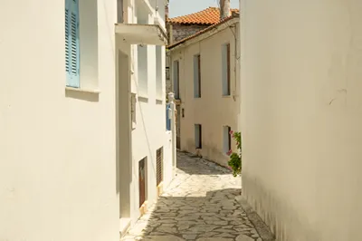 Kaminos Hotel by Nin & Bau