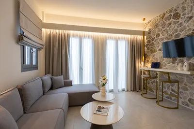 Maiandros Suites