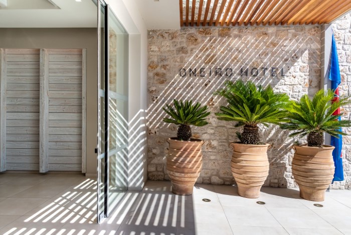 ONEIRO BOUTIQUE HOTEL (Adults Friendly 16+)