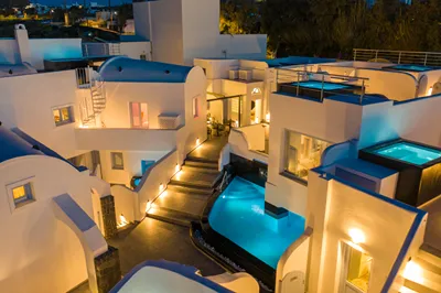Sole d'οro Luxury Suites Santorini