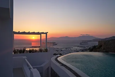 Lovia Mykonos