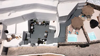 Twenty One Suites