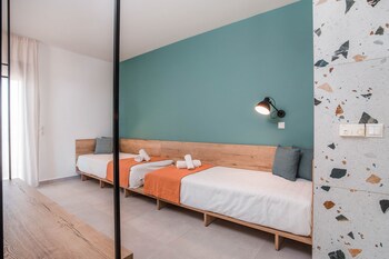 Mazoren Art Hotel