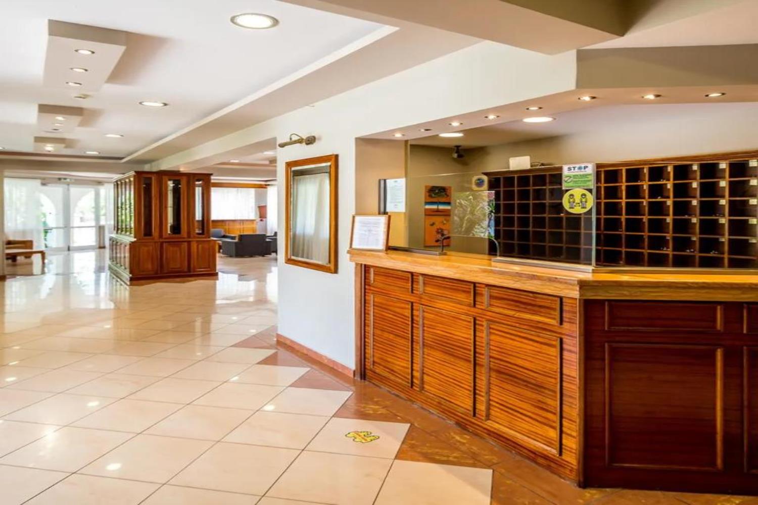 Perkes Hotel Complex