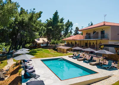 Pefkon Suites