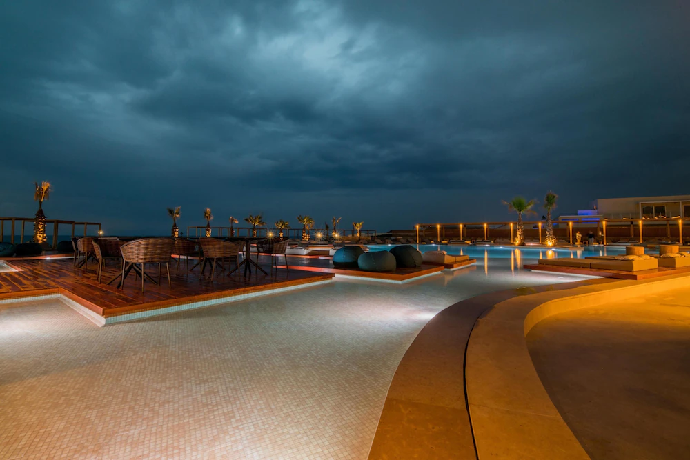 Senseana Sea Side Resort & Spa