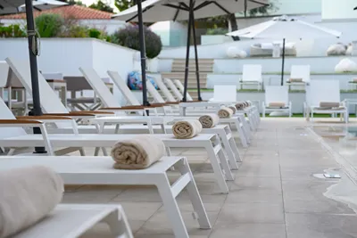 Ray Hotel