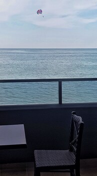 Paralia Beach Boutique Hotel