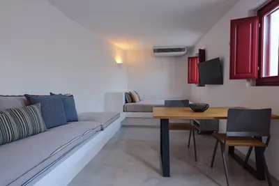 Aplada Suites Santorini