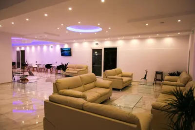 Ninos Saint George Palace Hotel