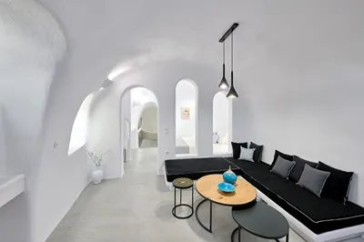 Cave Suite Oia