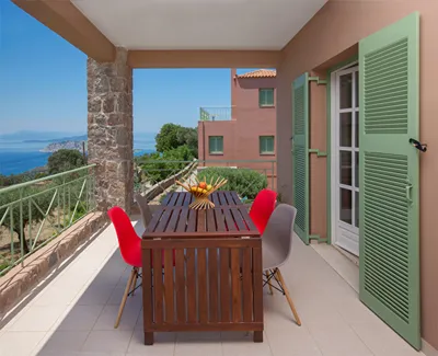 Aegina Colors