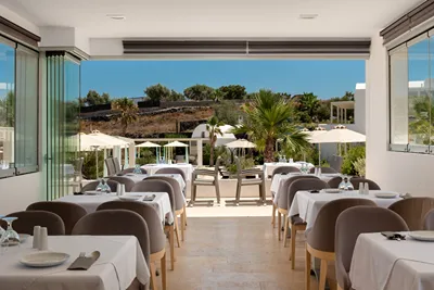 Aurora Luxury Suites Santorini