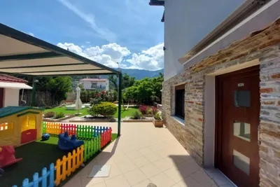 Anassa Studios