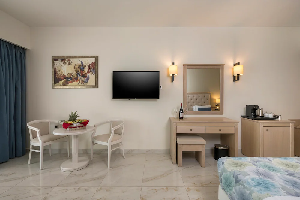 Vantaris Palace Hotel