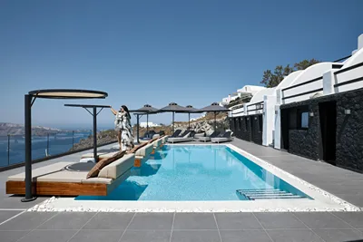 Oia Suites Santorini