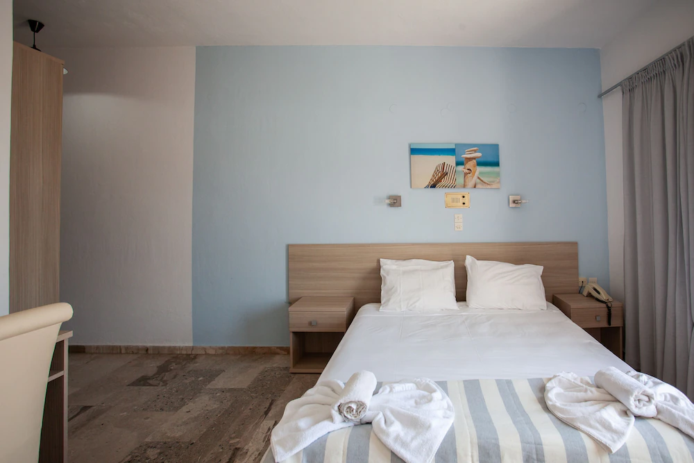 Hotel Myrtis